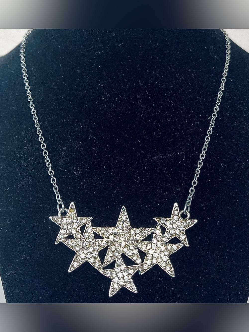 Vintage Y2K Silver Tone Star Cluster Necklace with Sparkling Rhinestone Pendant